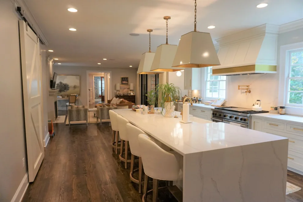 Fairview Avenue remodeling and expansion by Majestic Builders, Inc. - Photo 34