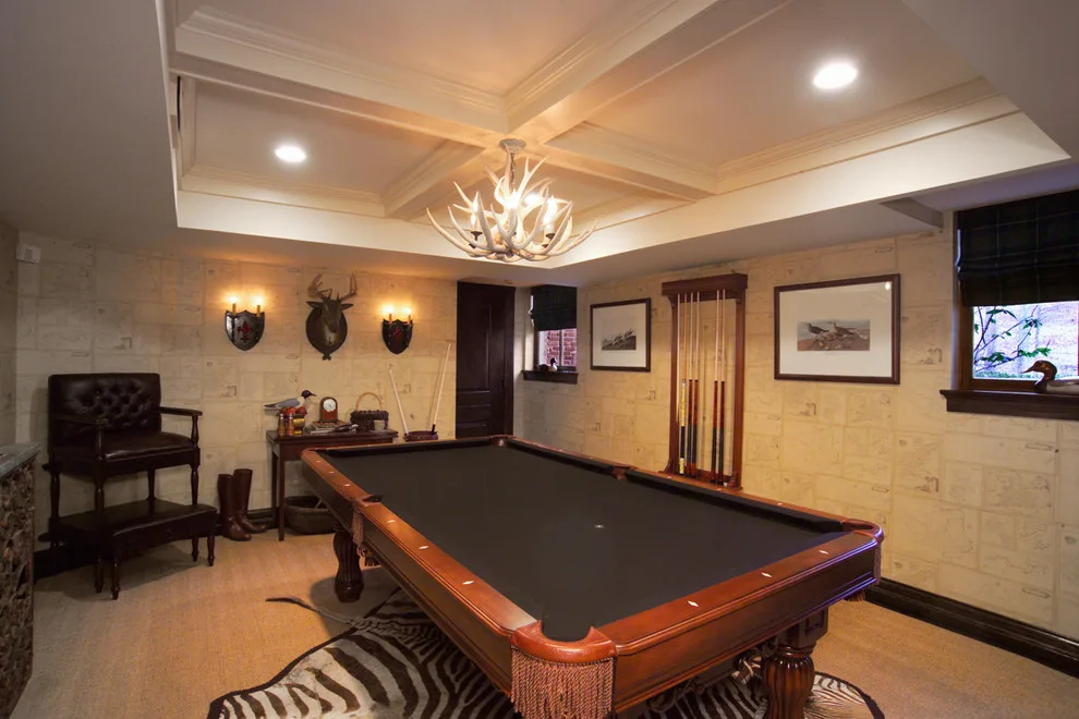 Country Family Residence by The Lee W. Robinson Company - Photo 2