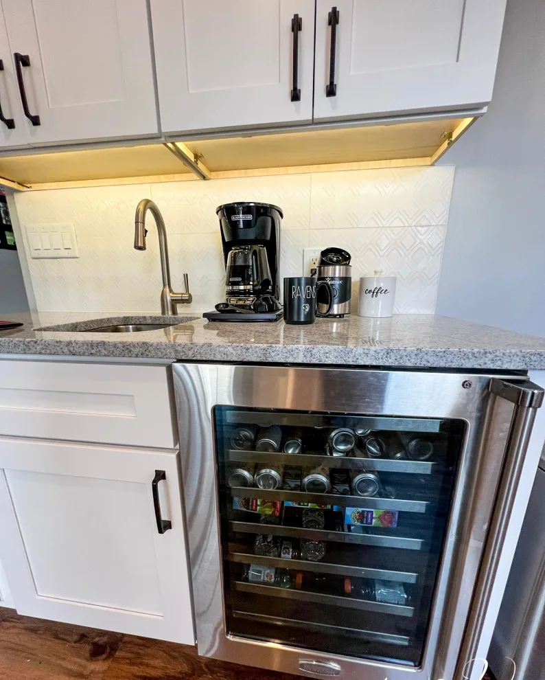 Kitchen Space for Family Gatherings by Remodel Max, LLC - Photo 4