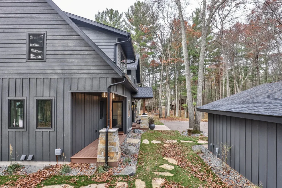Lakehouse for the Family by Schultz Building Inc - Photo 37