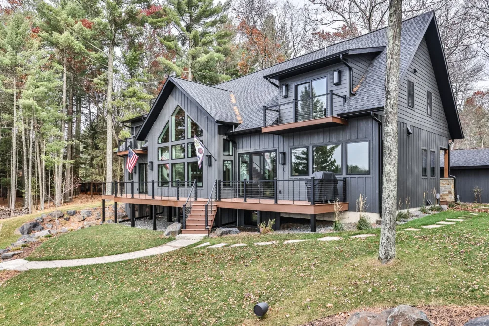 Lakehouse for the Family by Schultz Building Inc - Photo 19