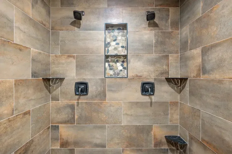 Farmington Inn by Redstone Design Build LLC - Photo 22