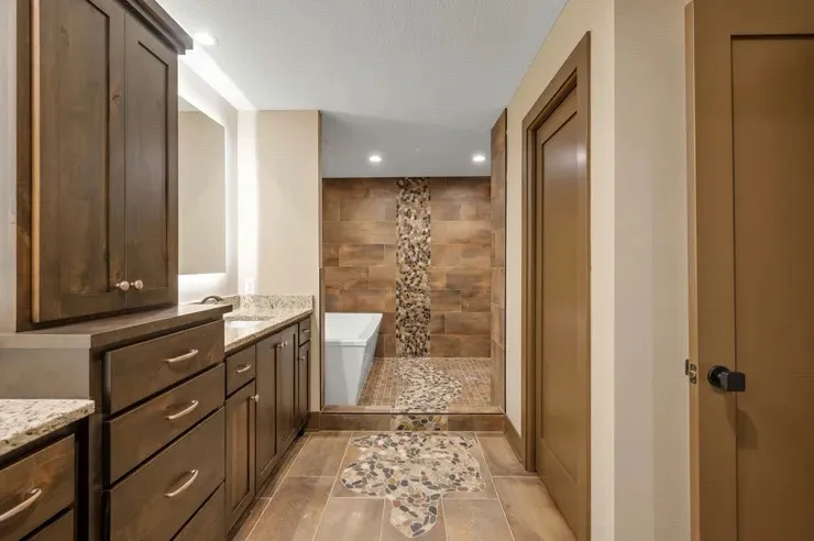 Farmington Inn by Redstone Design Build LLC - Photo 31