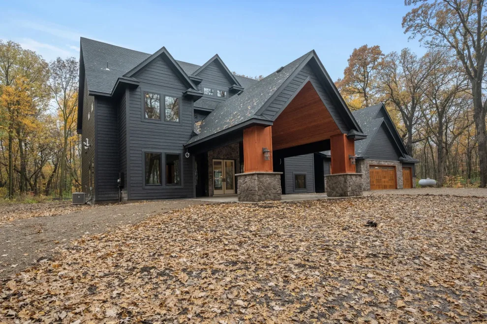 Farmington Inn by Redstone Design Build LLC - Photo 19