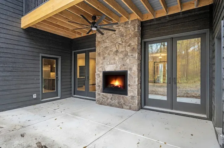 Farmington Inn by Redstone Design Build LLC - Photo 23