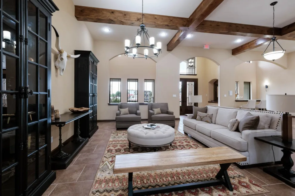 El Nido Interiors, LLC - Photo 4