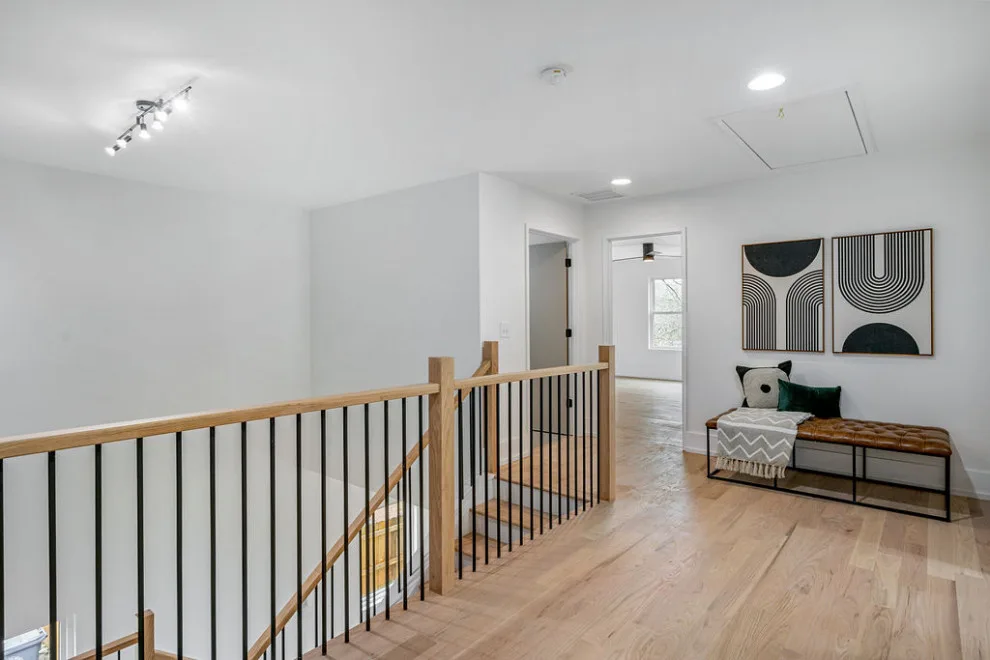 Flat Shoals Way - Transitional Architecture by InCollab Designs Co. - Photo 6