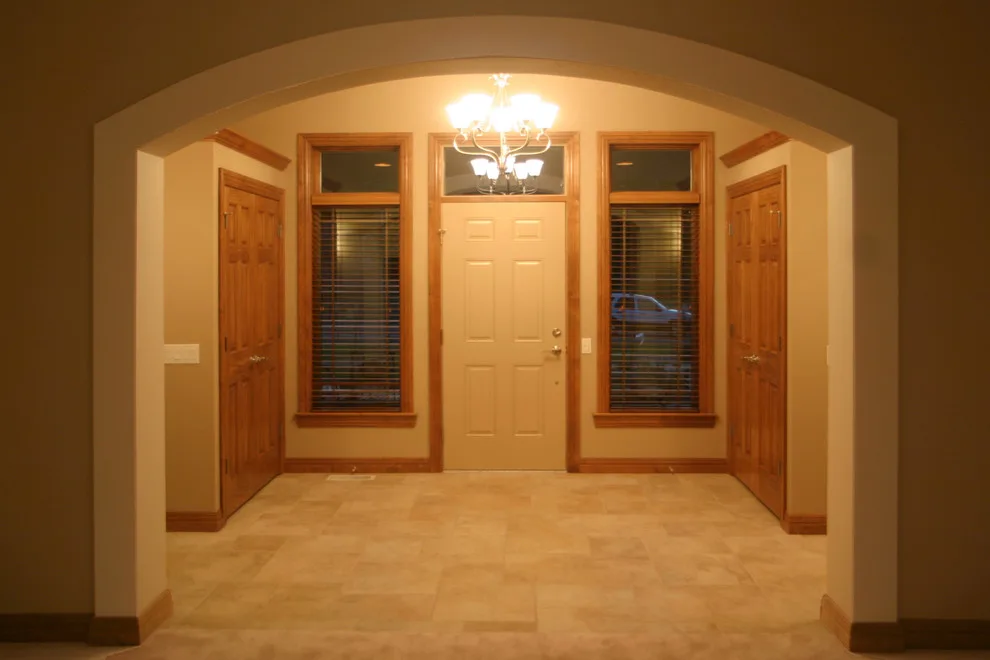 Entrances and Staircases by Bay Lakes Builders - Photo 18