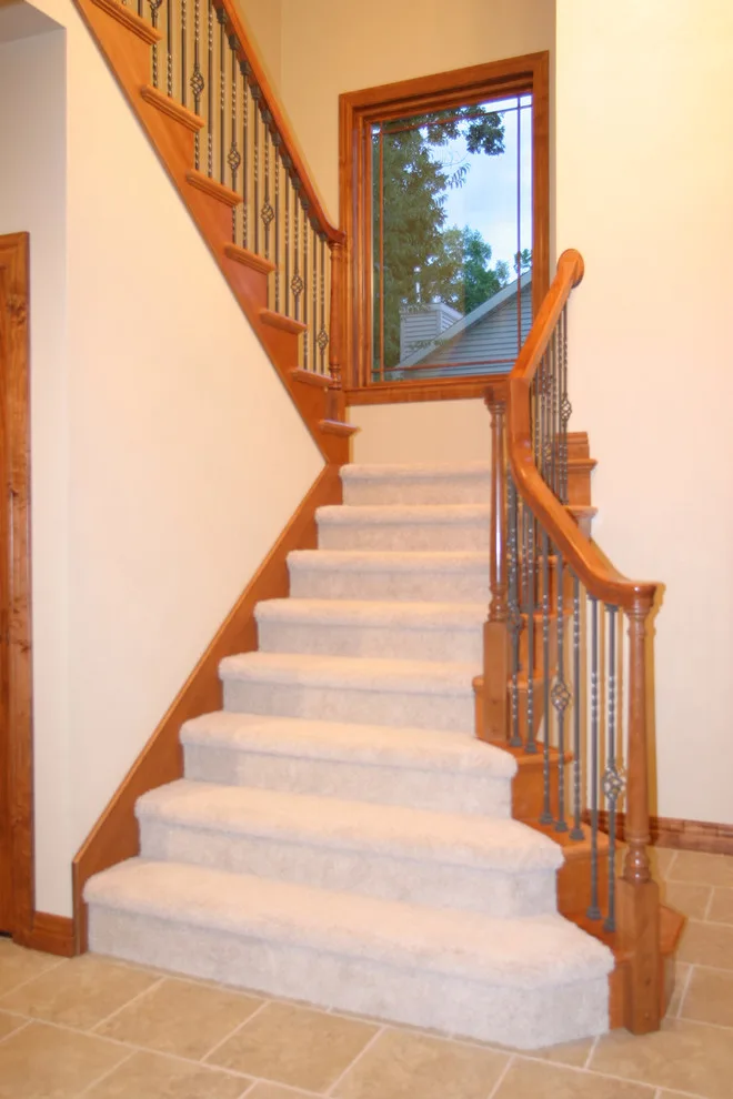 Entrances and Staircases by Bay Lakes Builders - Photo 2
