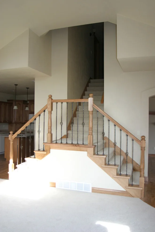 Entrances and Staircases by Bay Lakes Builders - Photo 27