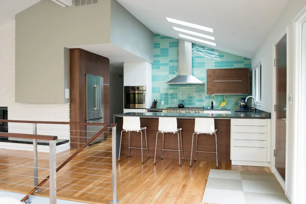 Contemporary Franklin Kitchen by Labra Design Build - Photo 17