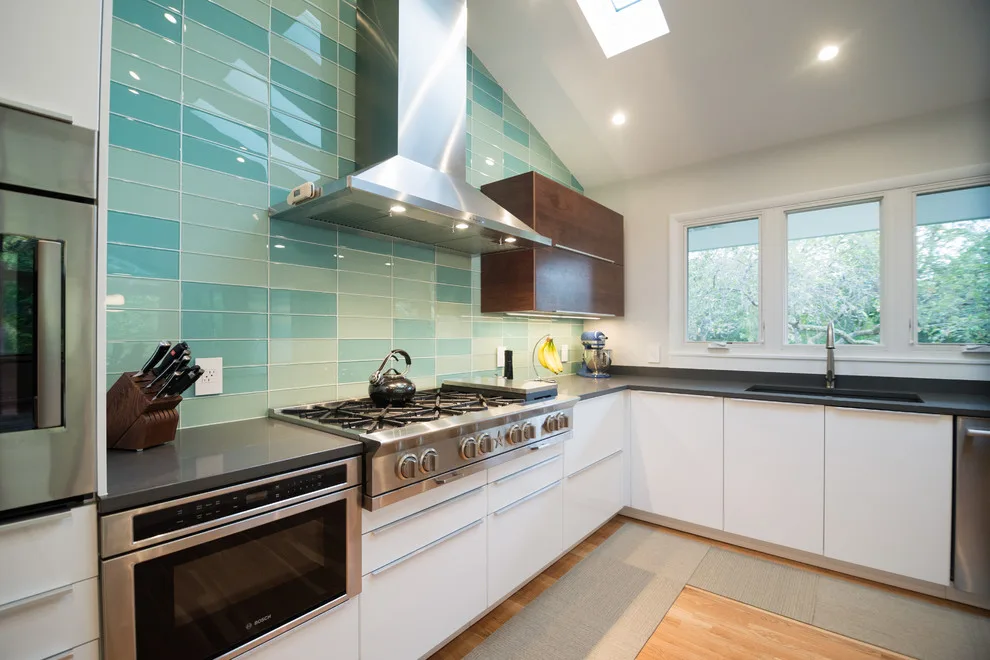 Contemporary Franklin Kitchen by Labra Design Build - Photo 13