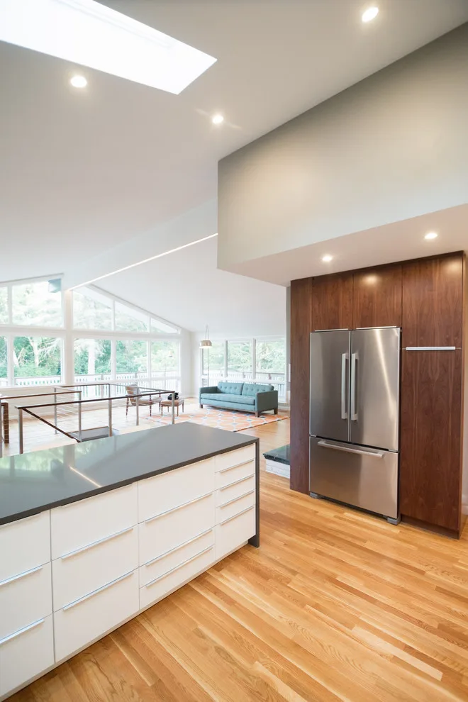 Contemporary Franklin Kitchen by Labra Design Build - Photo 22
