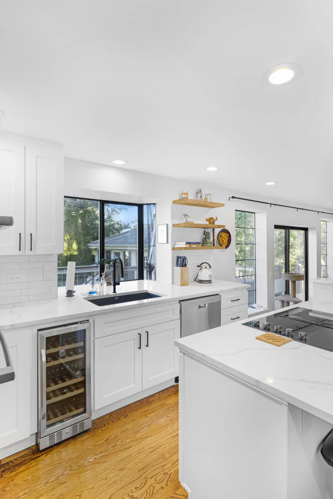 Pristine Kitchen in Redmond by United Signature - Photo 3
