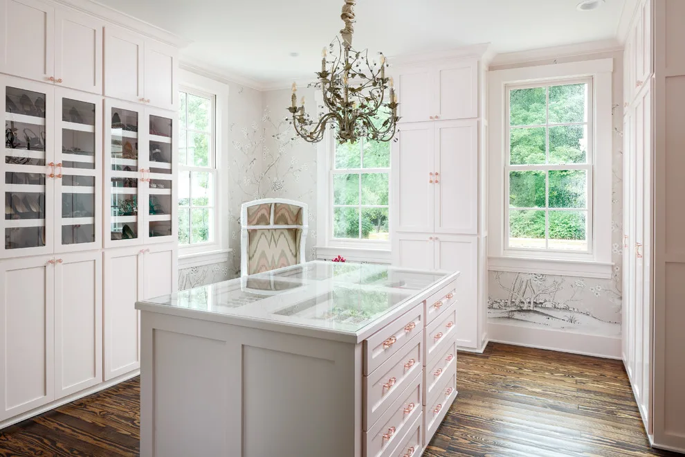 New Perspective on a Timeless Georgian by The Lee W. Robinson Company - Photo 4