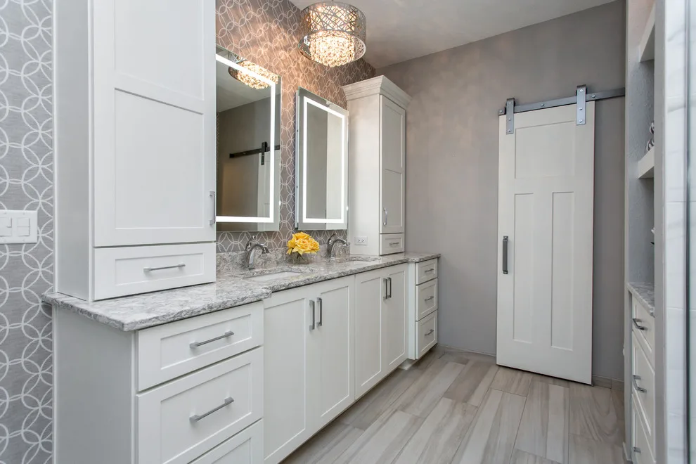 Unified Elegance: The Glam Bath's Spatial Transformation by Red House Remodeling - Photo 16