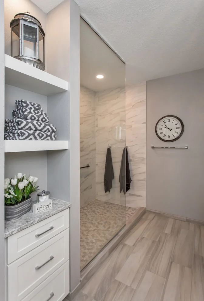 Unified Elegance: The Glam Bath's Spatial Transformation by Red House Remodeling - Photo 11