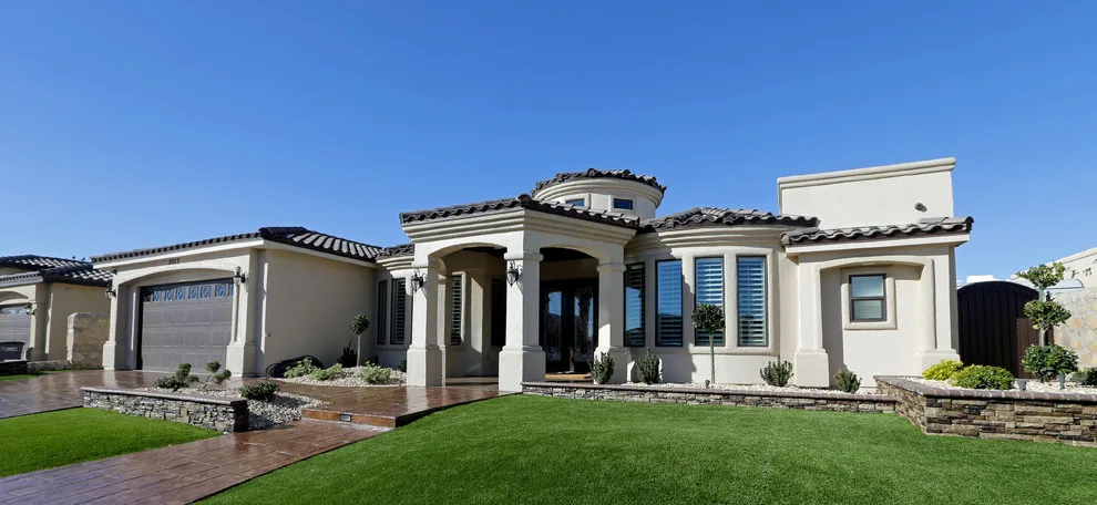 Facade Designs by Bella Vista Custom Homes, Inc. - Photo 9