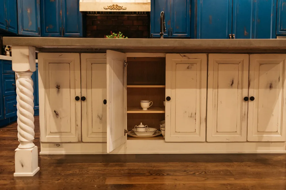 Complete Home Makeover by R&R Enterprises Inc - Photo 41
