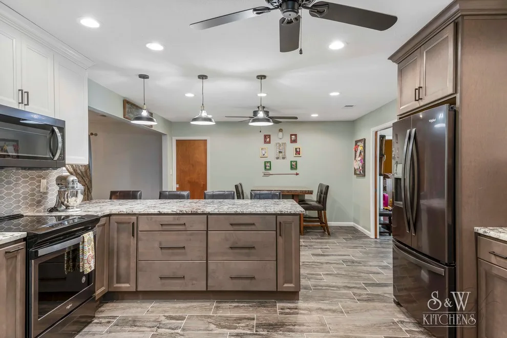 Practical Farmhouse Kitchen by Sarah Kraus Bartelson - S&W Kitchens - Photo 4