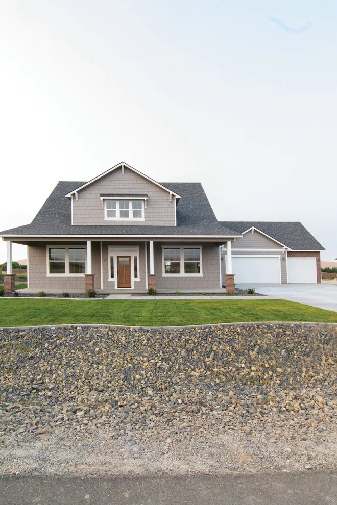 Gale-Rew Construction Custom Bungalow Showcase by Gale Rew Construction, Inc. - Photo 8