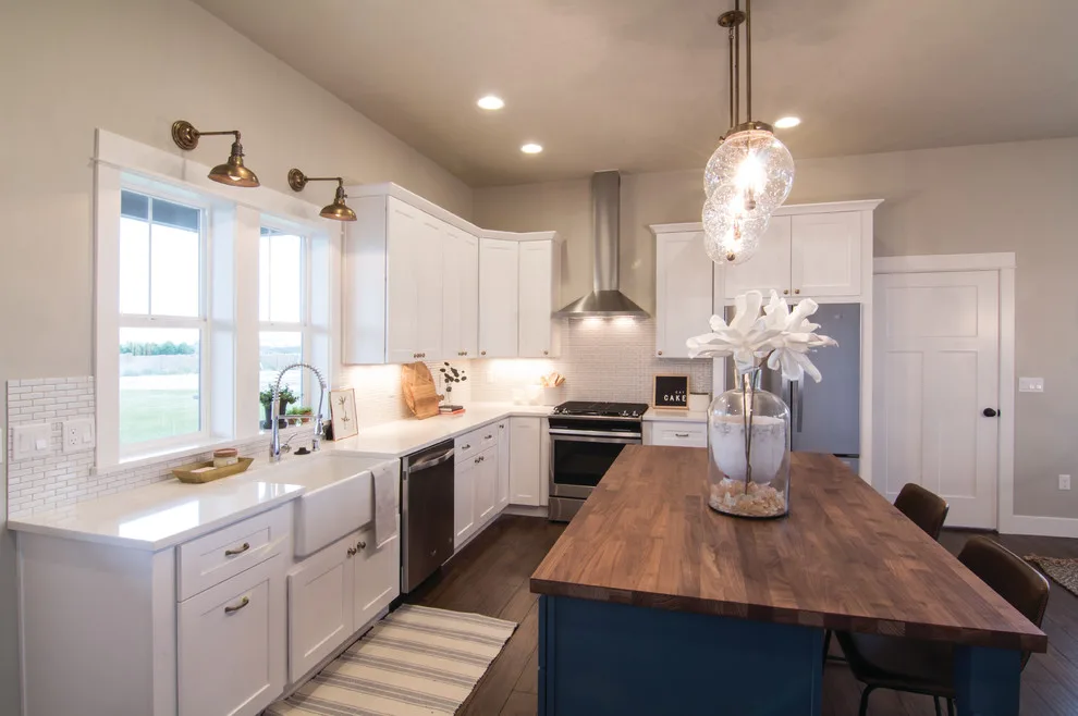 Gale-Rew Construction Custom Bungalow Showcase by Gale Rew Construction, Inc. - Photo 6