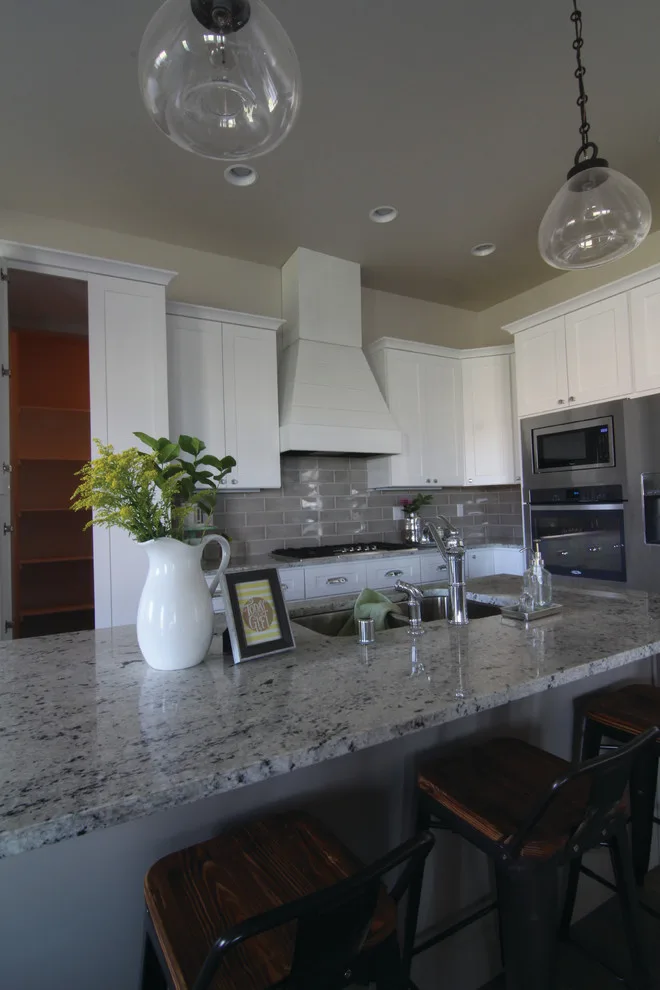 Gale-Rew Construction Personalized Hayley's Cottage 2015 by Gale Rew Construction, Inc. - Photo 12