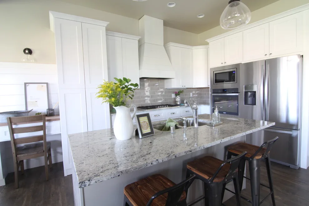 Gale-Rew Construction Personalized Hayley's Cottage 2015 by Gale Rew Construction, Inc. - Photo 9