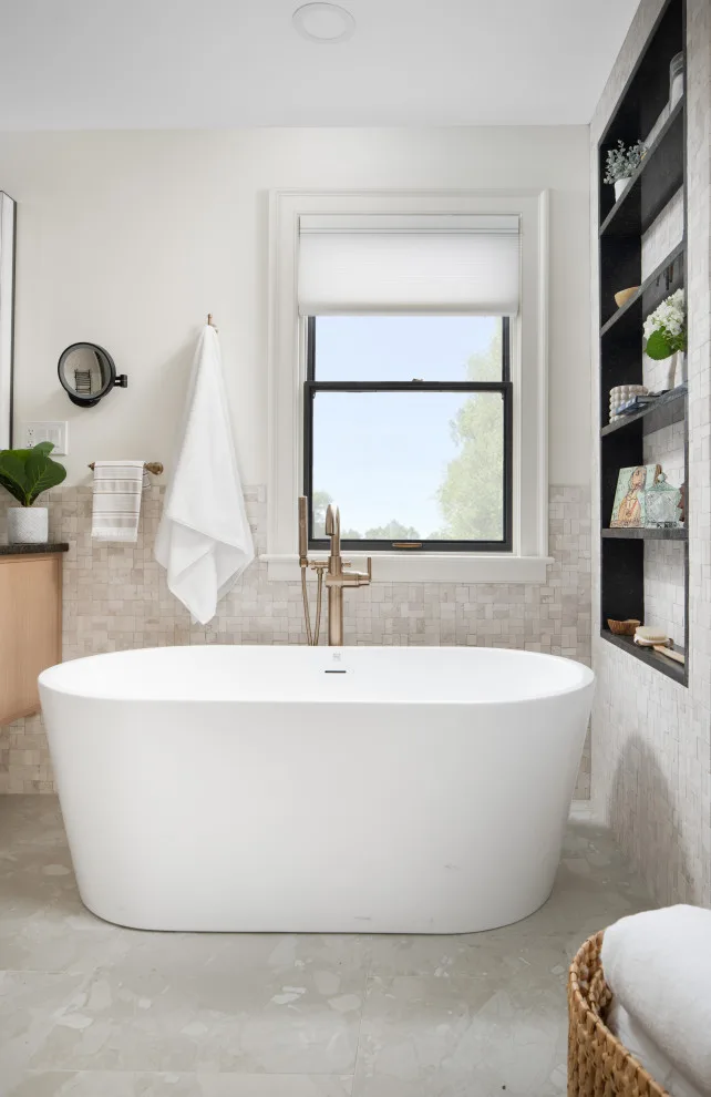 Bathroom 1 Gallery House by Armitage Interiors - Home Design & Renovation - Photo 4