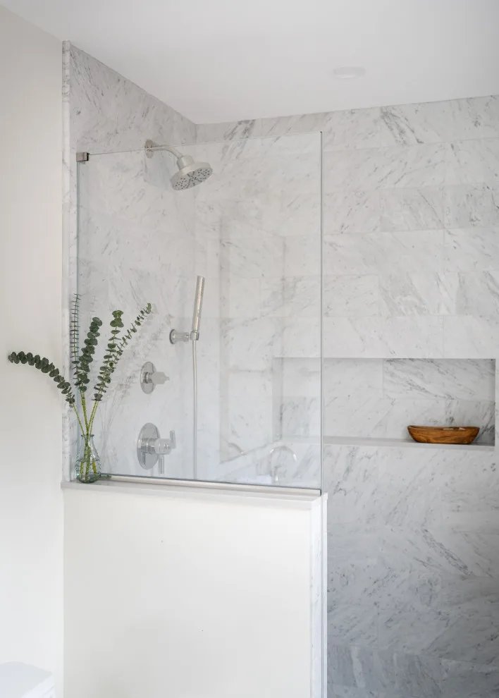 Artistic Abode by Armitage Interiors - Home Design & Renovation - Photo 23