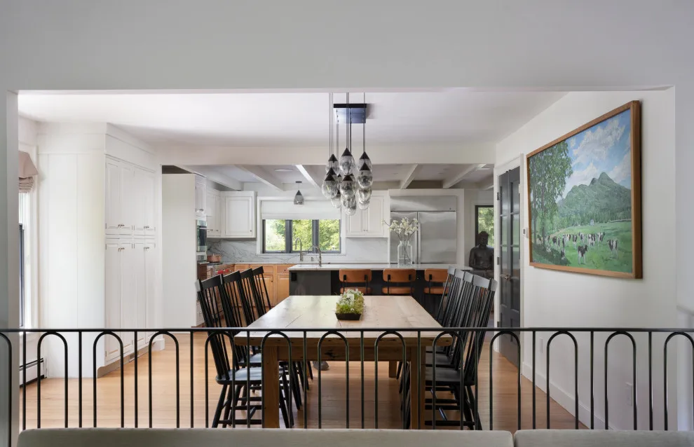 Artistic Abode by Armitage Interiors - Home Design & Renovation - Photo 35