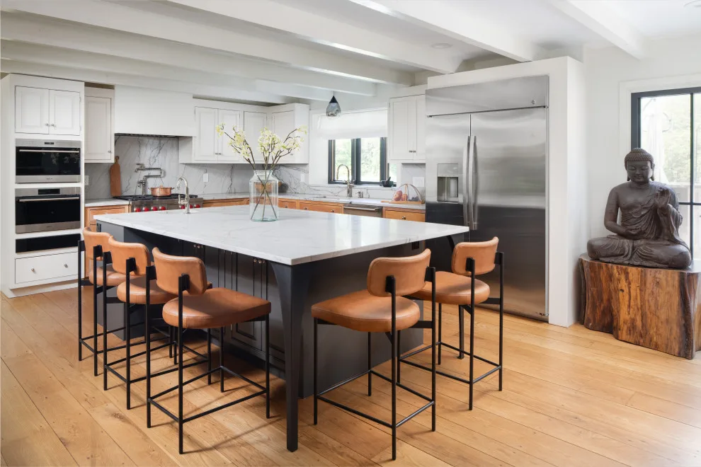 Artistic Abode by Armitage Interiors - Home Design & Renovation - Photo 15