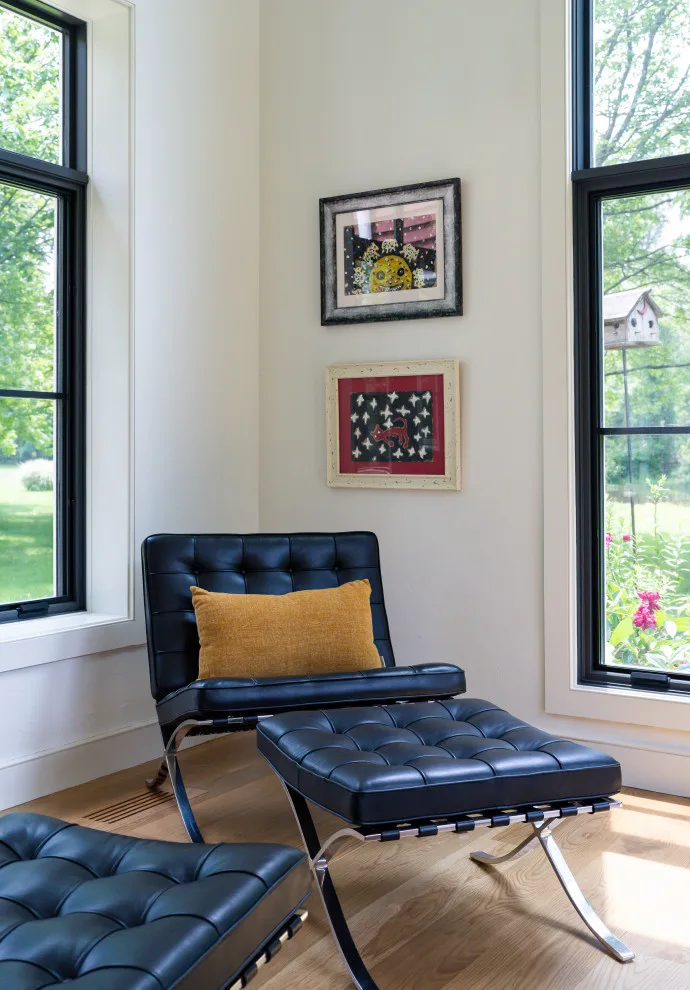 Artistic Abode by Armitage Interiors - Home Design & Renovation - Photo 9