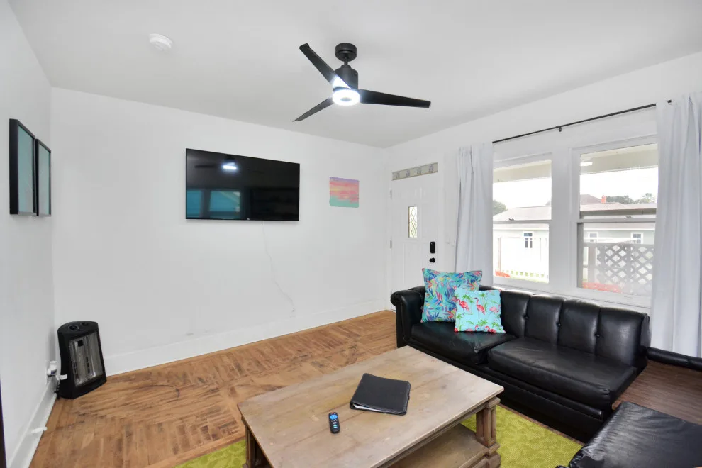 Galveston Four Unit Vacation Rental by Leisure Blvd - Photo 70
