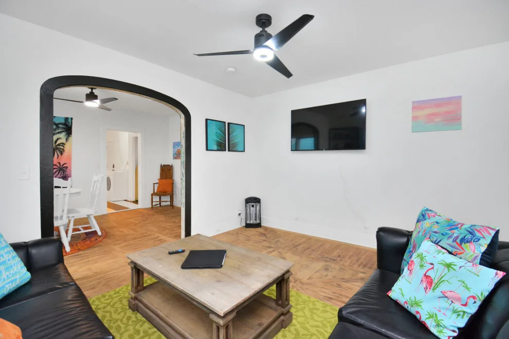 Galveston Four Unit Vacation Rental by Leisure Blvd - Photo 47