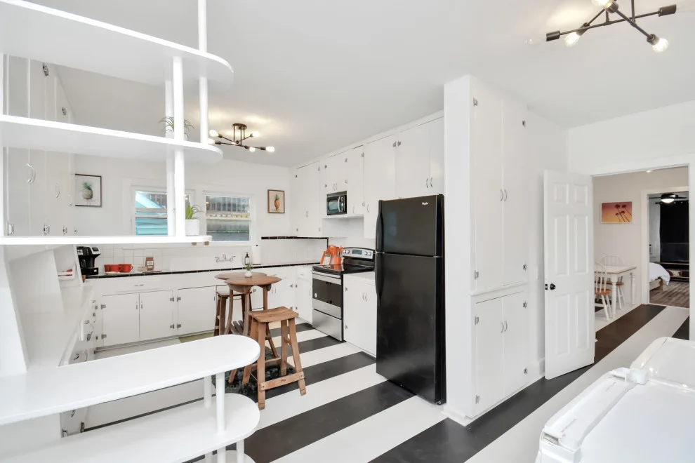 Galveston Four Unit Vacation Rental by Leisure Blvd - Photo 6
