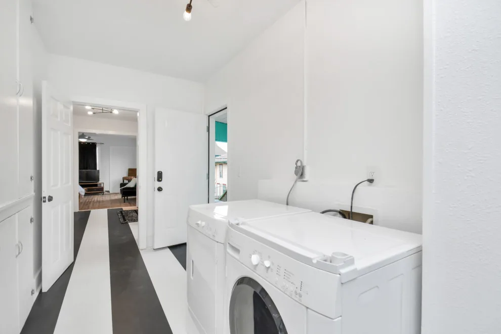 Galveston Four Unit Vacation Rental by Leisure Blvd - Photo 8