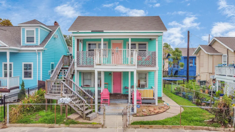 Galveston Four Unit Vacation Rental by Leisure Blvd - Photo 56