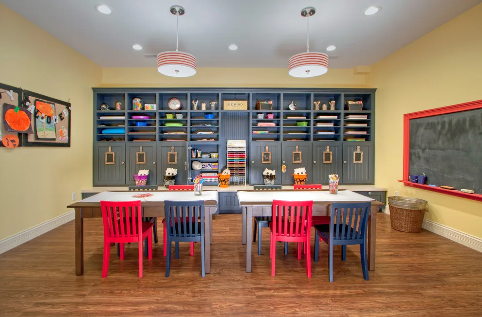Creve Couer, MO Gift Wrapping and Children's Craft Studio by Mosby Building Arts - Photo 3