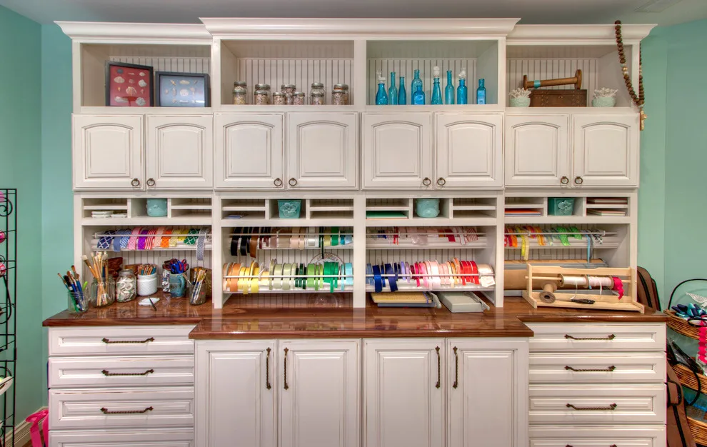 Creve Couer, MO Gift Wrapping and Children's Craft Studio by Mosby Building Arts - Photo 14