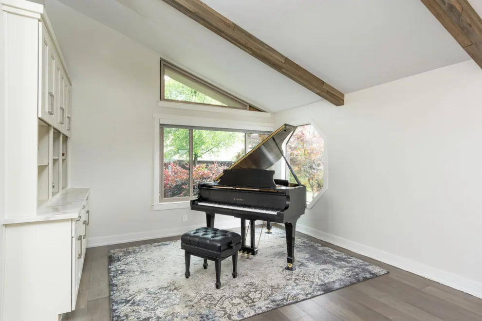 Glencrest Renovation Project by Buildersmith Inc. - Photo 6