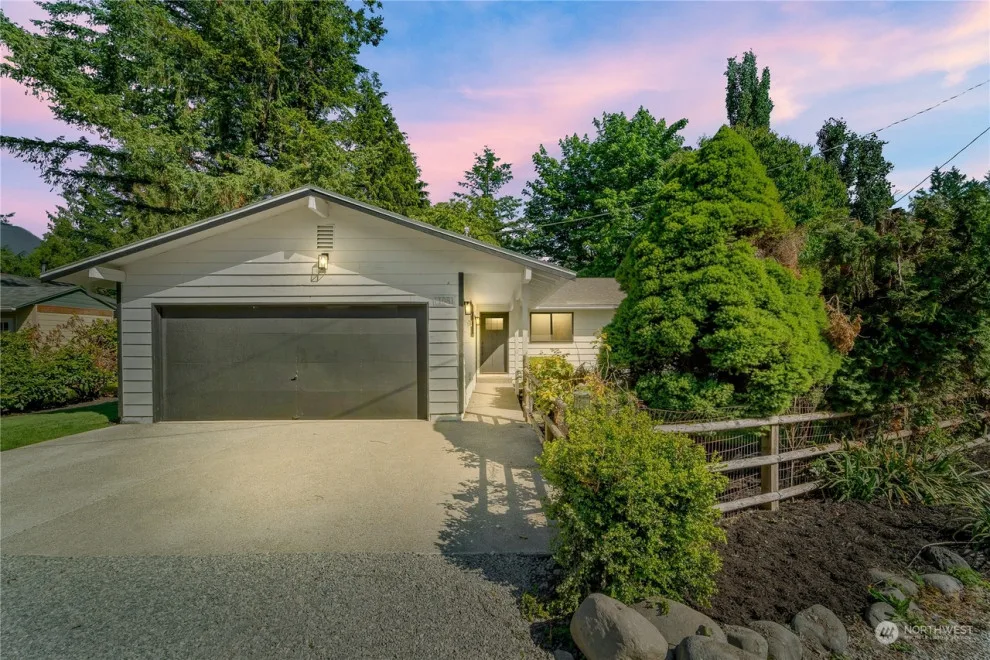 Goldbar Comprehensive Home Renovation by United Signature Tacoma - Photo 18