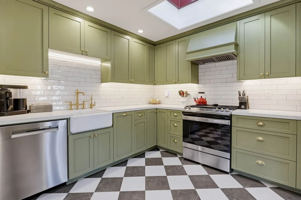 Golden Hill Kitchen and Bathroom Renovation by DM Hultenius Corporation - Photo 7