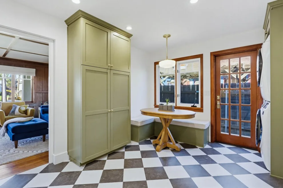 Golden Hill Kitchen and Bathroom Renovation by DM Hultenius Corporation - Photo 31