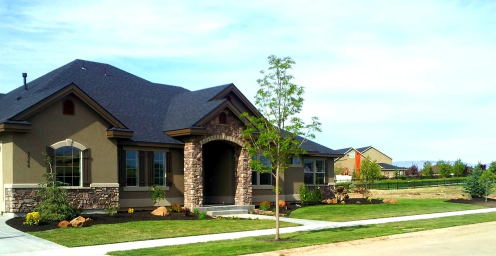 Kip's Clean Cut Landscaping - Photo 2