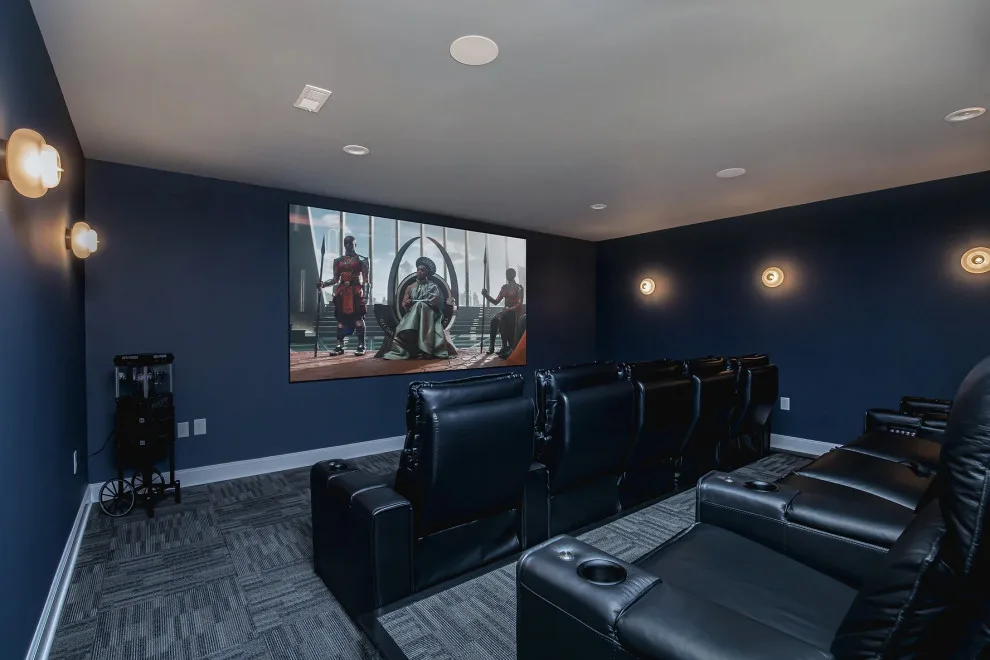 Hamilton Suitable by Jones Design Group LLC - Photo 8