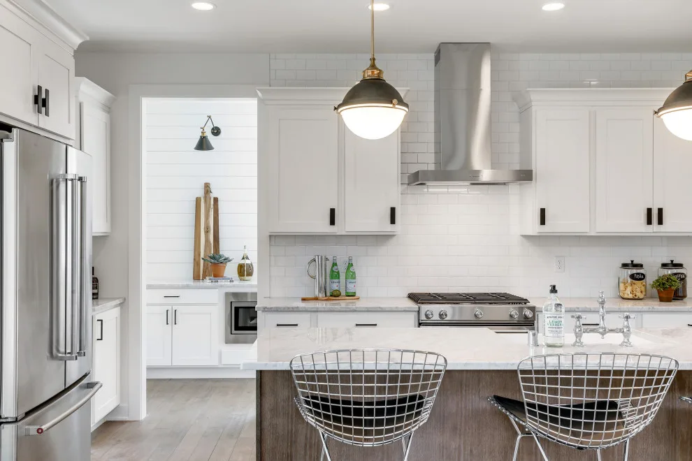Highland Park Two-Story Treasure by TRIO Design And Build - Photo 4