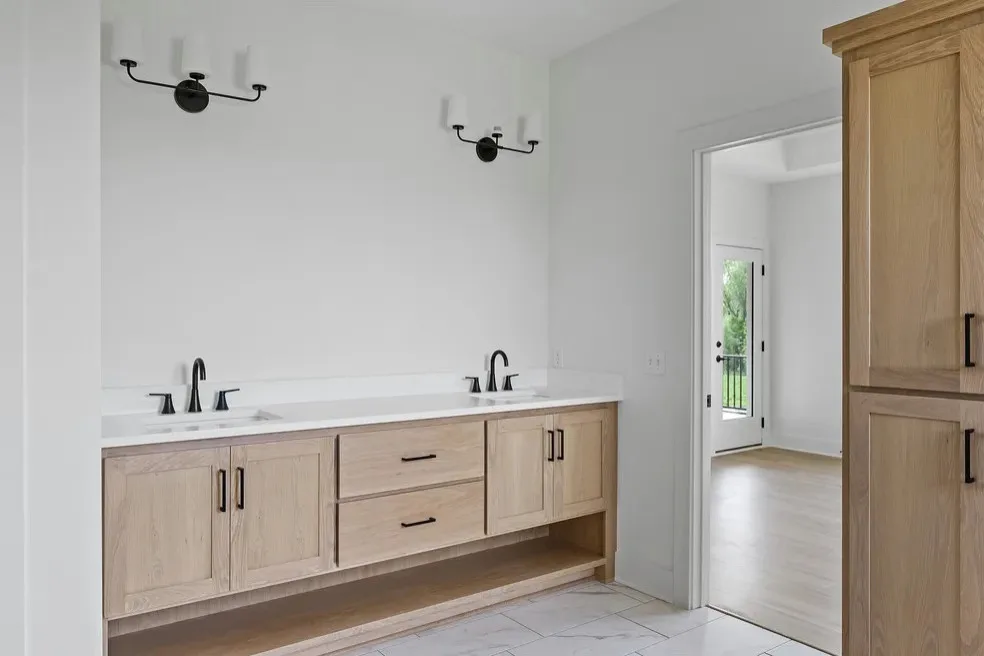 Redstone Design Build LLC - Photo 6