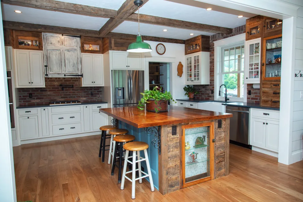 Hillside Farmhouse 3000 Square Feet by House To Home Builders - Photo 2