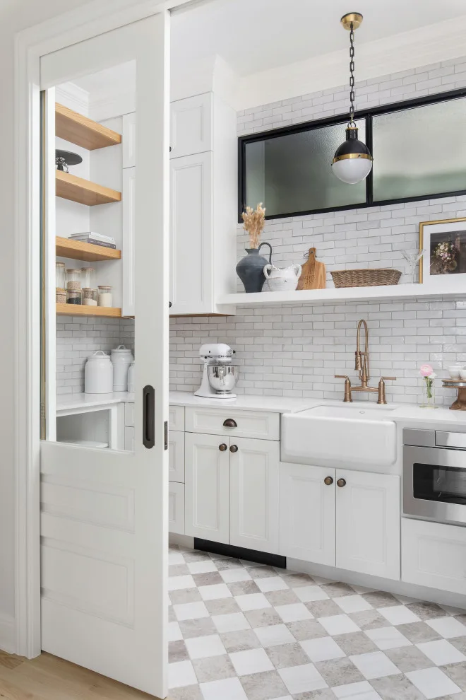 Hillcrest Family Residence by Realty Restoration, LLC - Photo 5